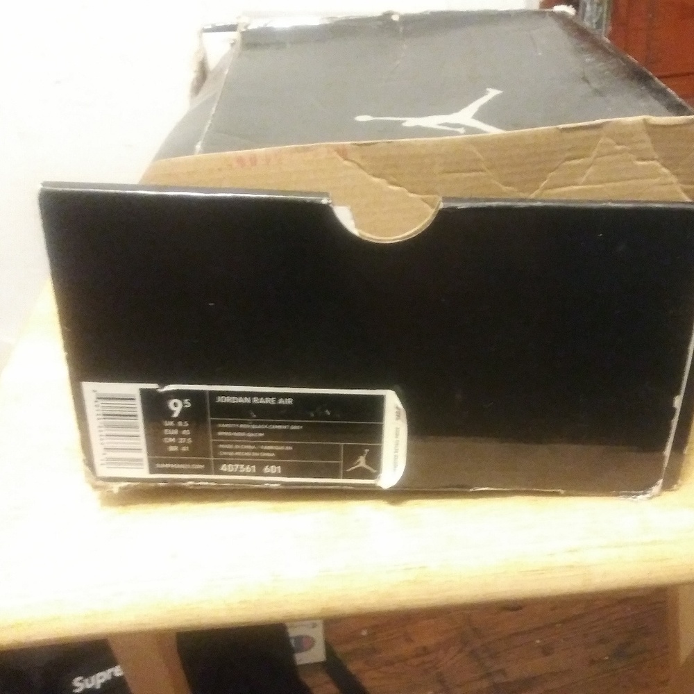 Jordan shoes... - Picture 4 of 5